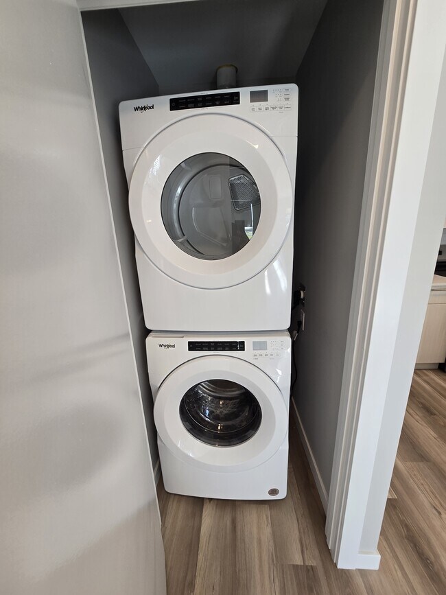 Photo - 475 St Anne's Rd Unit 102