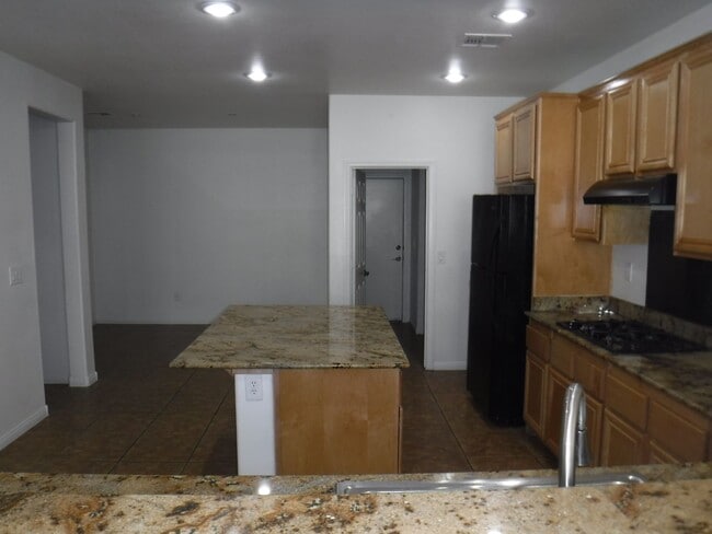 Photo - 2 STORY 5 BEDROOM HOME WITH BONUS ROOM UPSTAIRS, GRANITE KITCHEN COUNTERTOPS