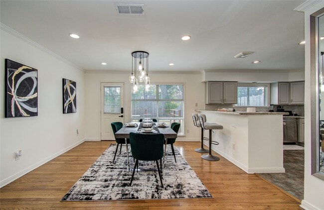 Photo - 5329 Pagewood Ln