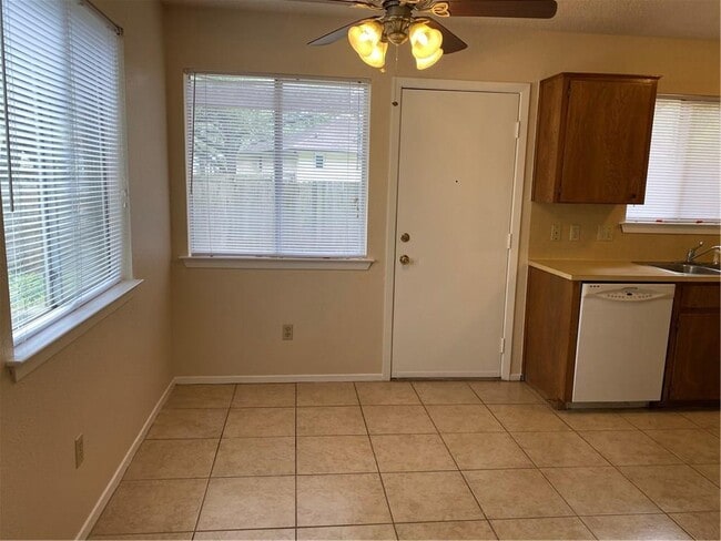 Photo - 11900 Doubloon Cove