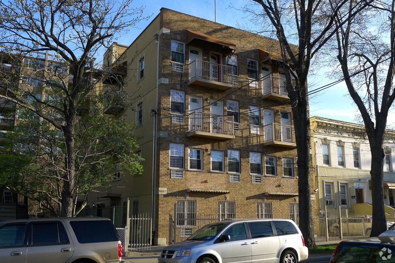 Photo - 2057 Story Ave Apartments