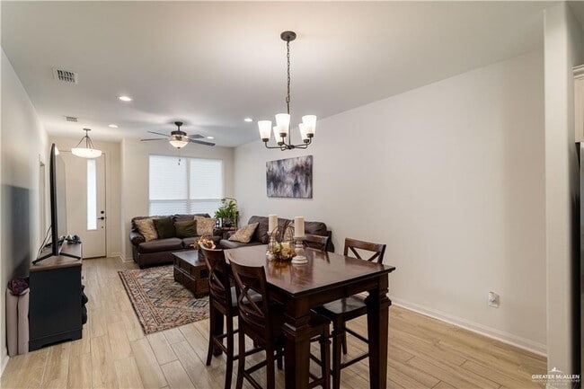 Photo - 25 Xavier Ave