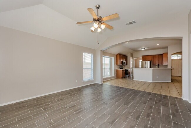 Photo - 14104 Golden Pass Rd