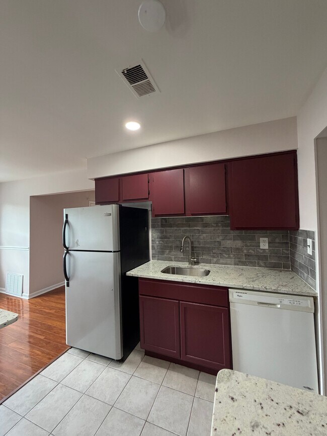 Photo - 1409 Green Hollow Dr