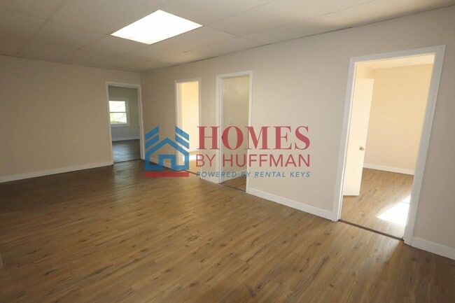 Photo - Four Bedroom House | One Bathroom