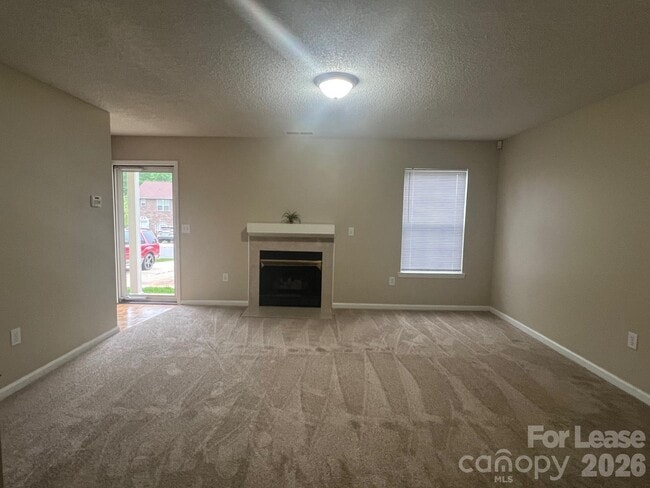 Photo - 108 Teaberry Ct