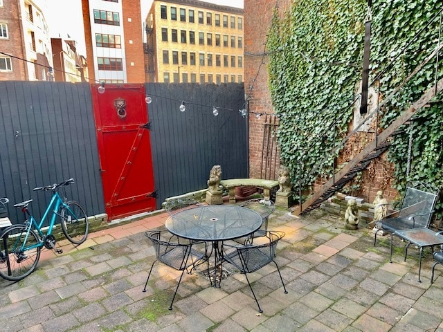 Photo - 93 Endicott St Unit APT 2