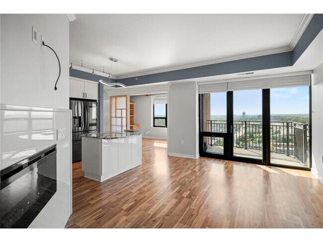 Photo - 500 E Grant St Unidad 1906