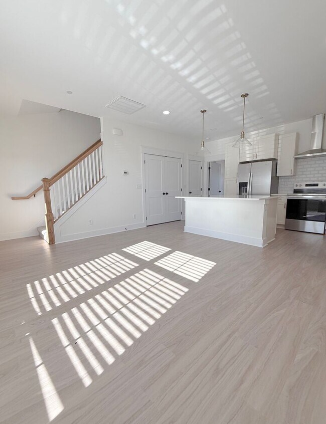 Photo - 2-Bedroom with Flex Room, Pool, and Pickleball Court in Cookeville