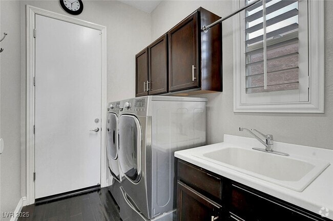 Building Photo - 1704 Choice Hills Dr Rental