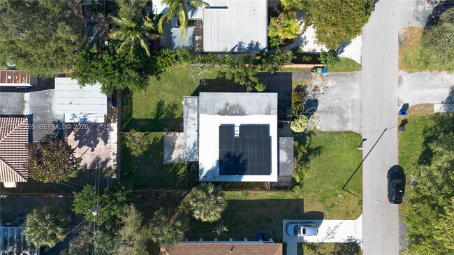 2621 SW 12th Terrace