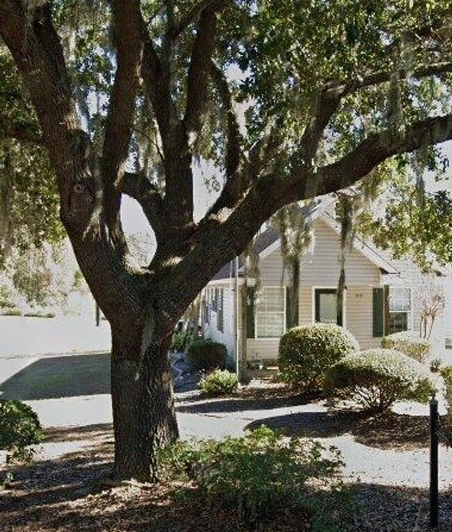 Building Photo - 9830 Whitefield Ave