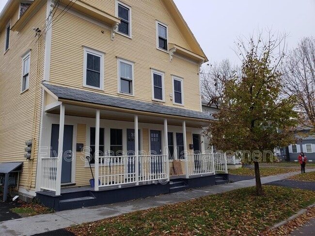 19 1/2 Drew St. - 19 1/2 Drew St. Rental