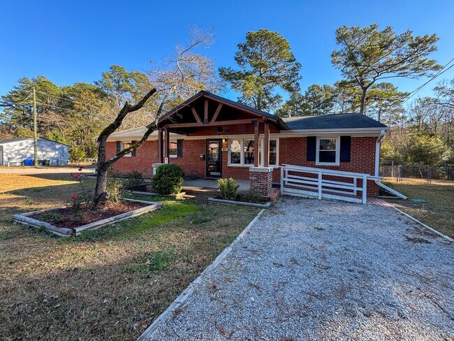 Photo - Charming 3 Bed 1.5 Bath Home with Flex Room