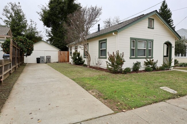 Photo - Available Now – Downtown Winters Bungalow