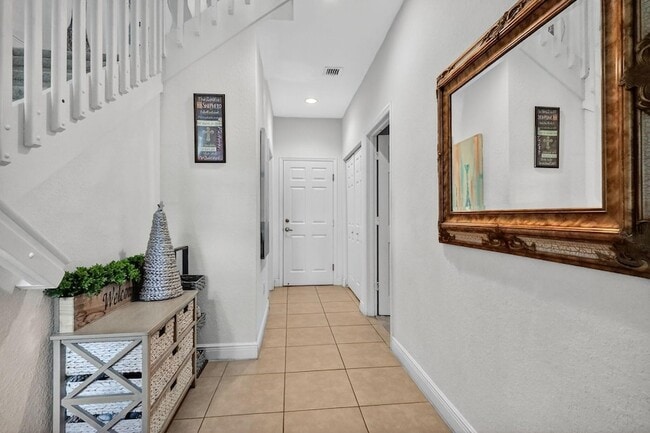 Photo - 2705 SW 119th Way