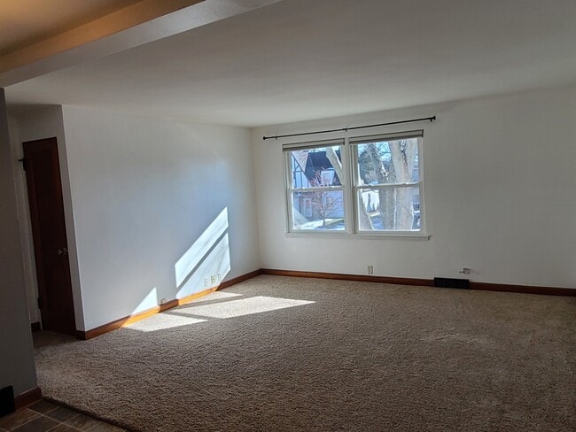 Sala de estar - 38 E Lincoln Ave Unidad 38-42 E Lincoln Ave