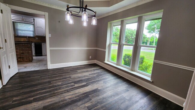Photo - Remodeled with Luxurious Finishes!
