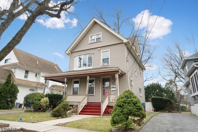 Photo - 17 W Pierrepont Ave Apartment Unit 1