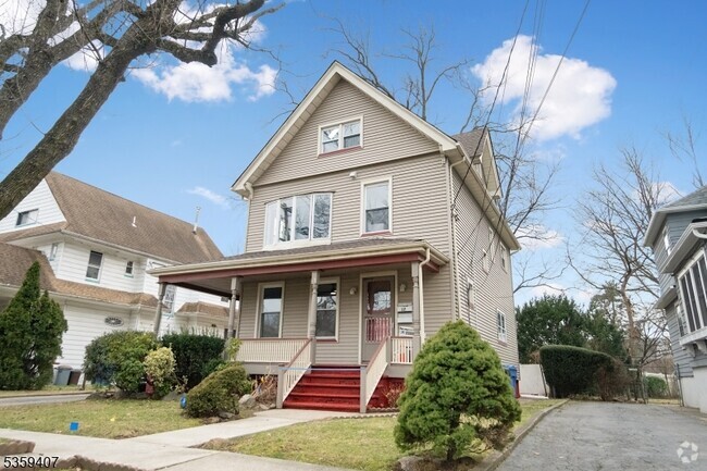 Building Photo - 17 W Pierrepont Ave Unit 1 Rental