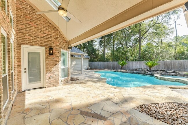 27 Hornsilver Pl
