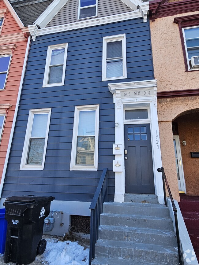 Building Photo - 1923 N 4th St Unit 2 Rental