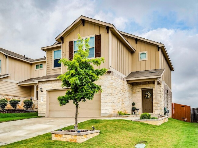 Photo - 624 Pepperbark Loop