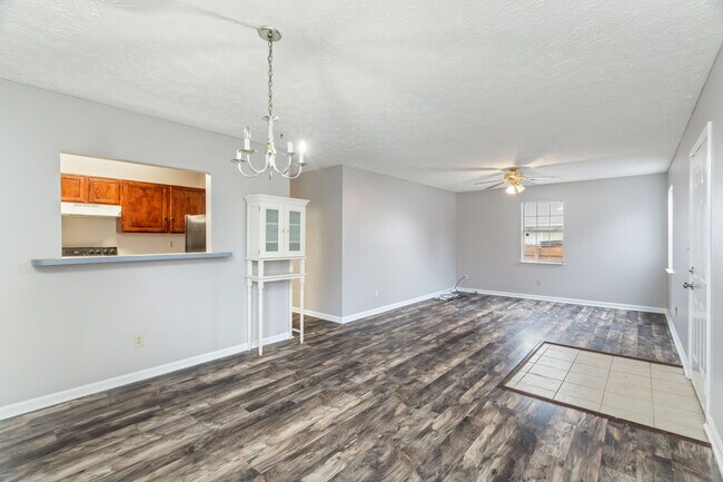 Photo - 2603 Louise Ave