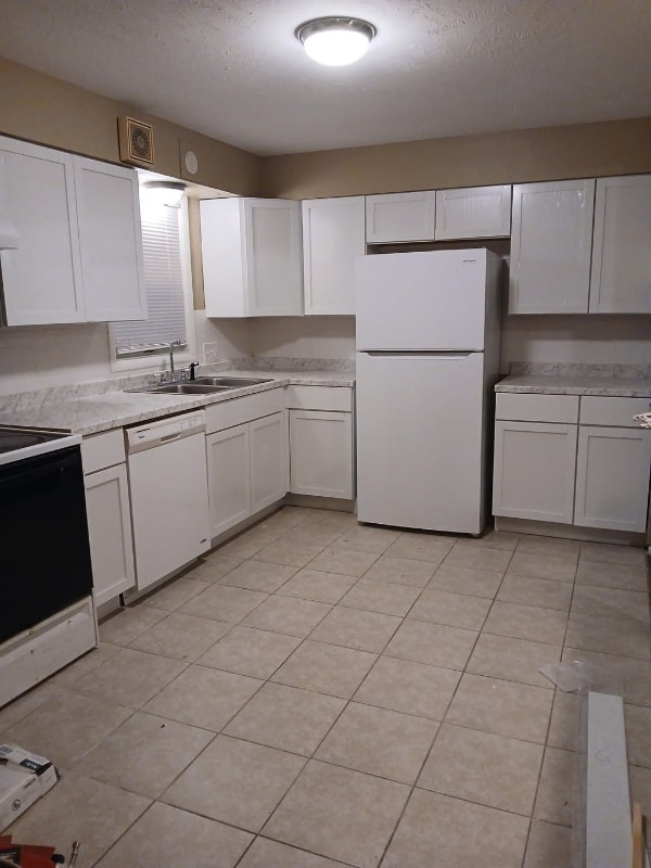 Photo - 6016 Pratt St