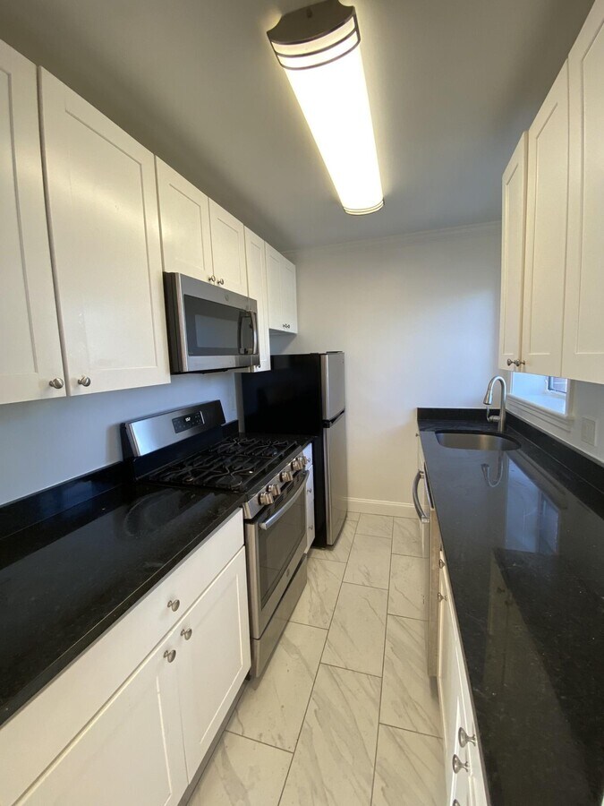 Photo - 86 St Paul St Unit 2