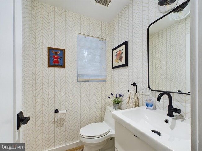 Photo - 1114 Shackamaxon St