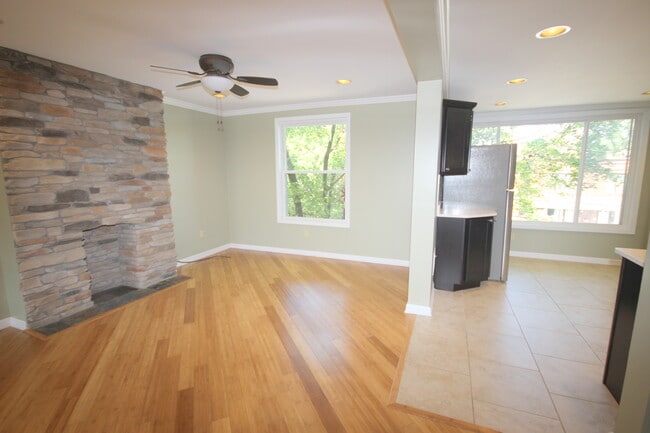 Photo - 5924 Alder St