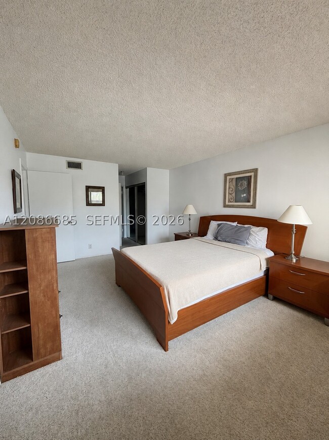Photo - 240 Lakeview Dr Unit 212