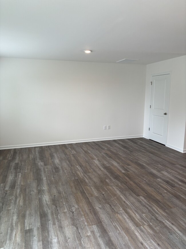 45 Red Clover Dr