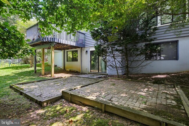 Photo - 6103 Triangle Dr