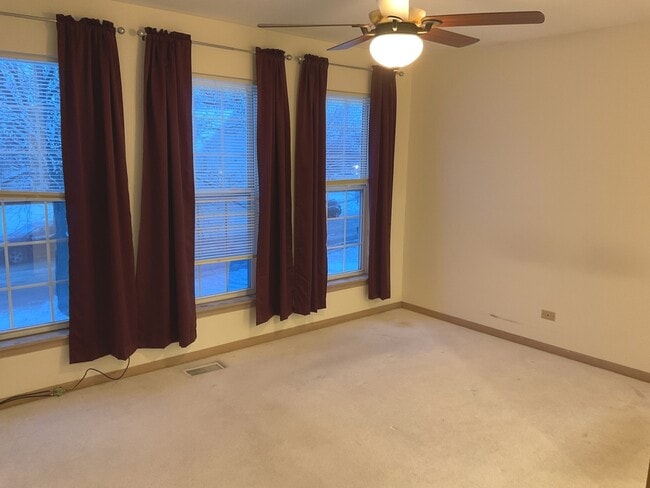 Photo - 2196 Rossiter Pkwy