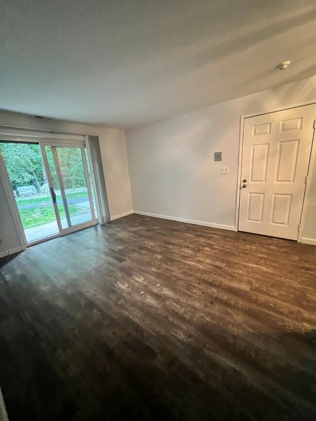 Building Photo - 4 Bridgeview Cir Unit 29 Rental