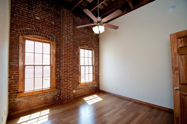 Photo - Union Biscuit Warehouse 201 Unidad UB 201