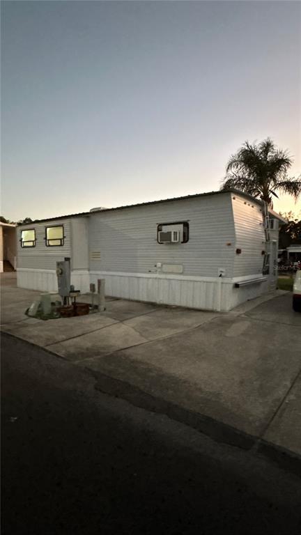 Building Photo - 6178 Parkway E Rental