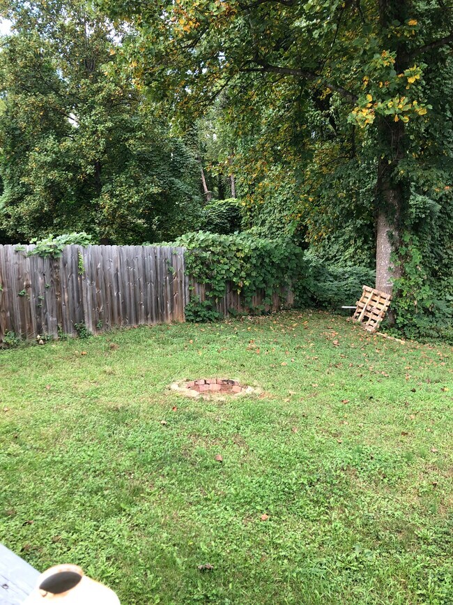 Photo - 812 Mercury St