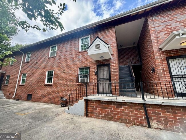 Building Photo - 1048 Washington St SW Unit #1