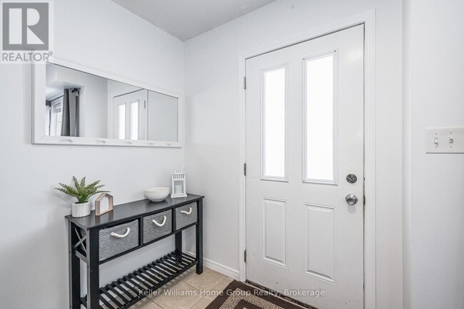 Photo - 35 Mountford Dr