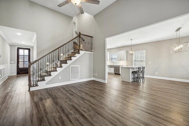 Photo - 1082 Wittys Way