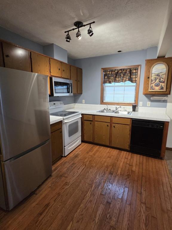 Photo - 4197 Bradley Dr SW