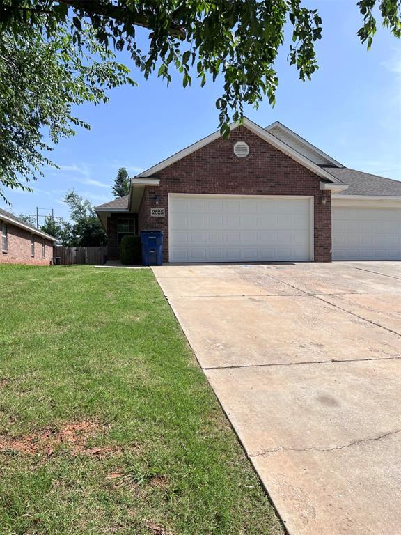 Building Photo - 2525 W Oklahoma Ave