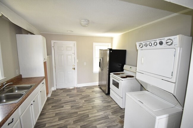 Photo - Coming Soon! 3 Bedroom and 1 Bath Home (Pets Considered)