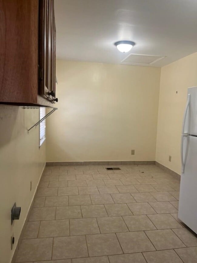 Photo - 1022 S White Station Rd