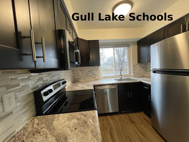 Newly Renovated Townhome! - Newly Renovated Townhome! Unit 5735 E. G Ave  2