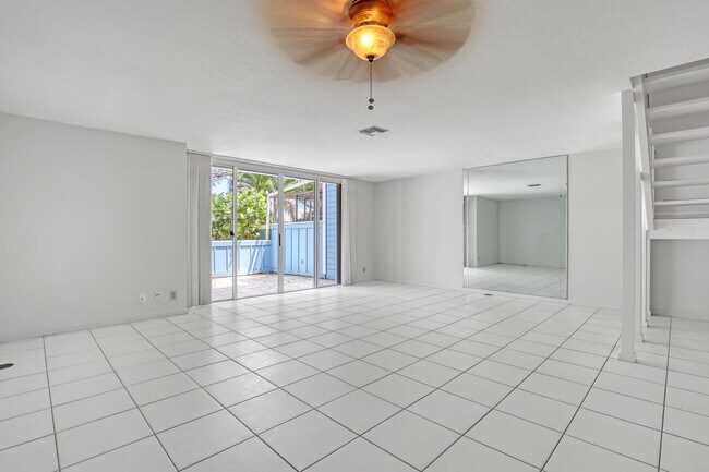 Photo - 604 Ocean Dunes Cir
