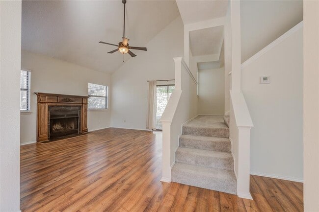 Photo - 10002 Talleyran Dr